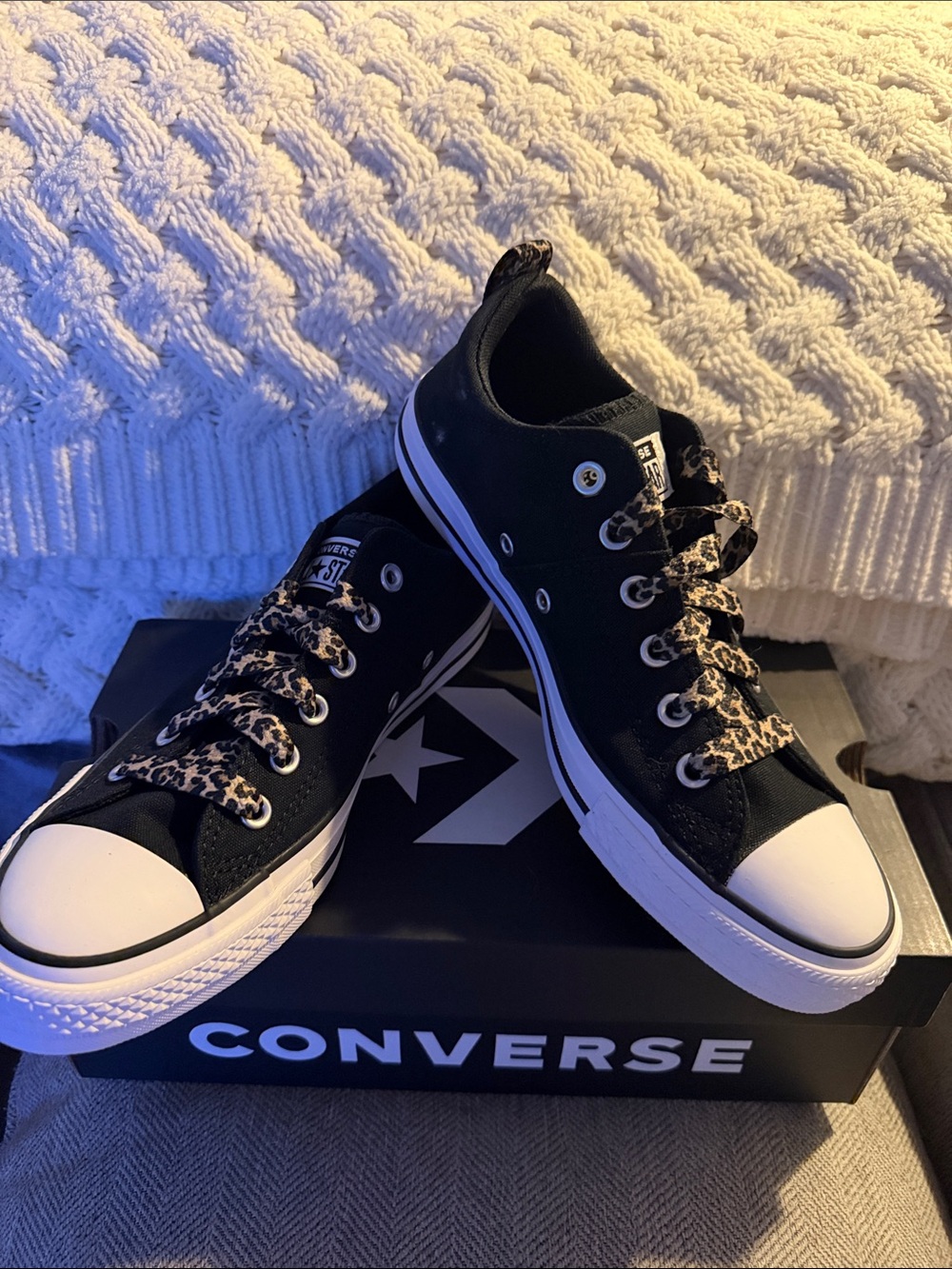 Women's Converse Chuck Taylor All Star Madison Low Top Sneakers